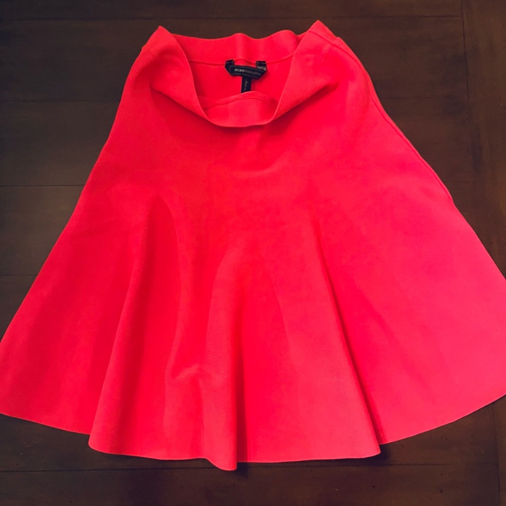 BCBG stretch skirt